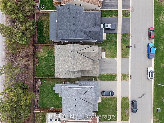 5th image of 15 Primeau Cres