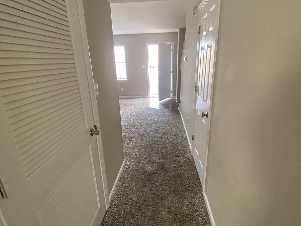 1st image of 116 Hillridge Ct APT D
