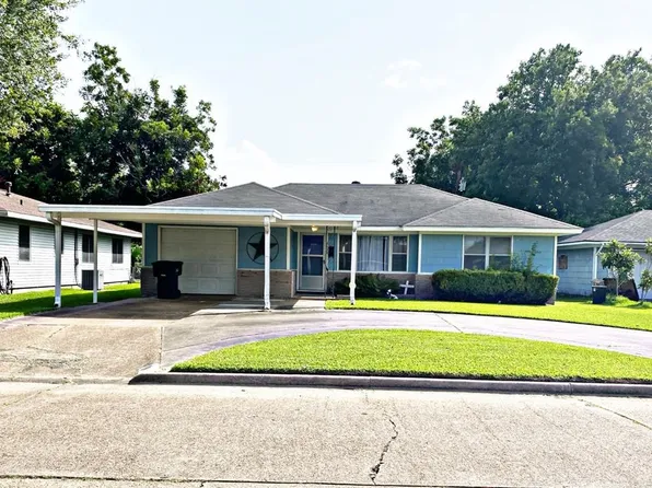 2430 Angelle Dr, Port Arthur, TX 77642