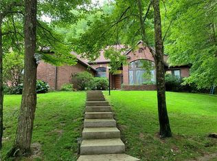 984 Harvey Rd #T, Ligonier, PA 15658