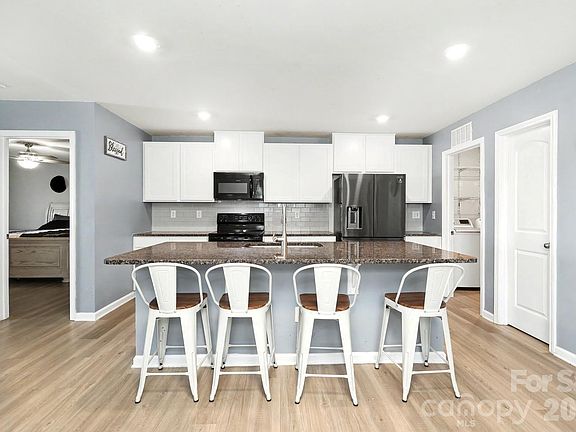 5th image of 1277 Bryson Ln