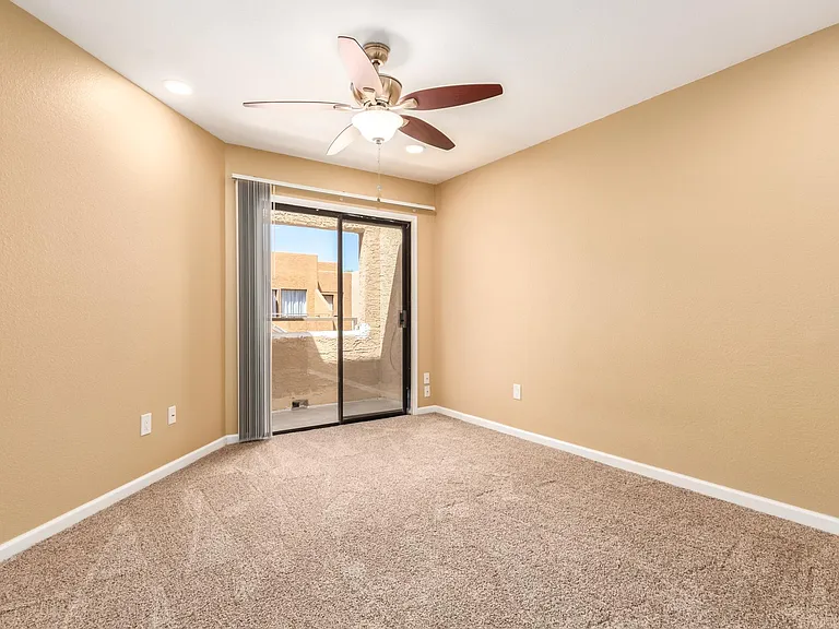 11640 N 51st Ave #216 — Photo 24