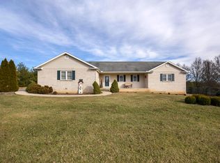 24820 Huber Hitler Rd, Circleville, OH 43113