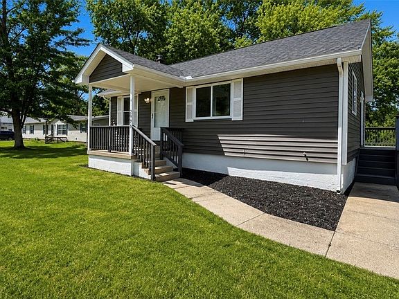 2nd image of 2973 Colon Dr
