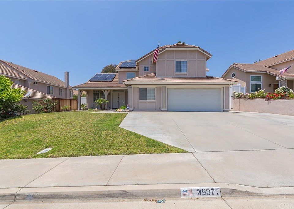 1st image of 39977 Milkmaid Ln