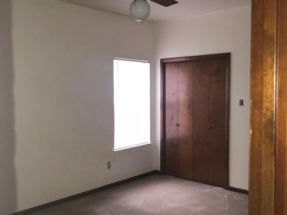 1st image of 1221-13 W Hopkins St