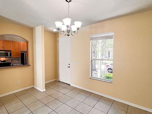 5th image of 14743 Clarkson Dr
