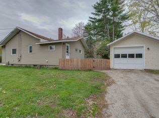 247 Manley Rd, Auburn, ME 04210