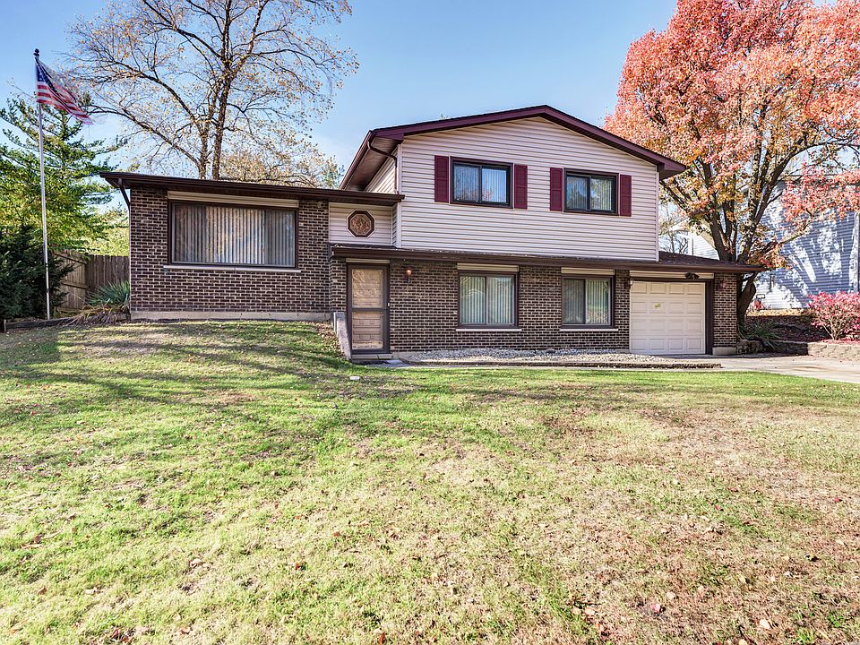 1st image of 361 Lyons Dr