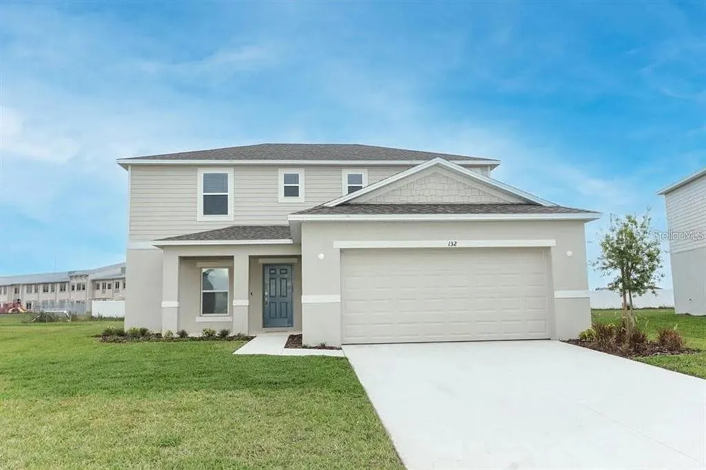 4 bed, 2.5 bath, 2168 sqft, $2,700 — Photo 1