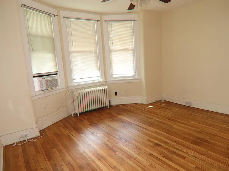 4204 Roland Ave #1 — Photo 4