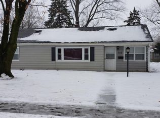 755 Montgomery Rd, Montgomery, IL 60538