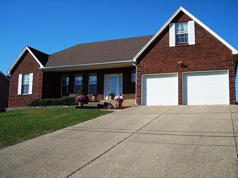 1st image of 227 Meadowlake Dr