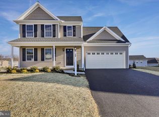 104 Creekside Dr, New Providence, PA 17560