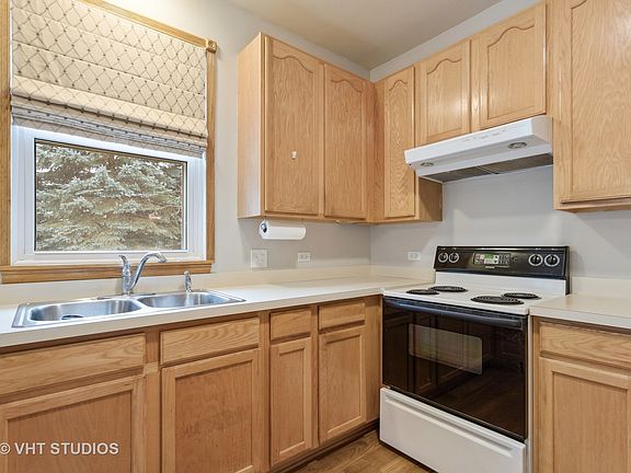 5th image of 1125 Four Seasons Ln