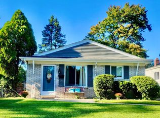 31644 Birchwood St, Westland, MI 48186