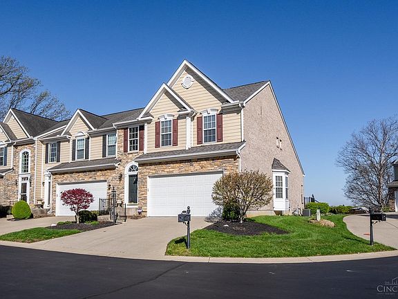 2nd image of 171 Fox Hills Ln
