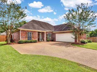 2008 Old Town Pl, Brandon, MS 39042