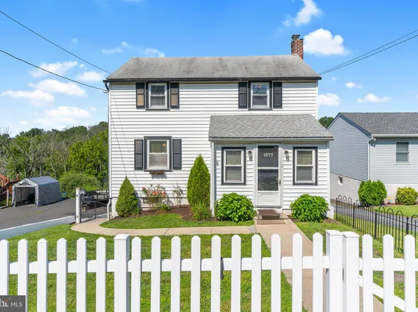 1077 Farmington Ave, Pottstown, PA 19464