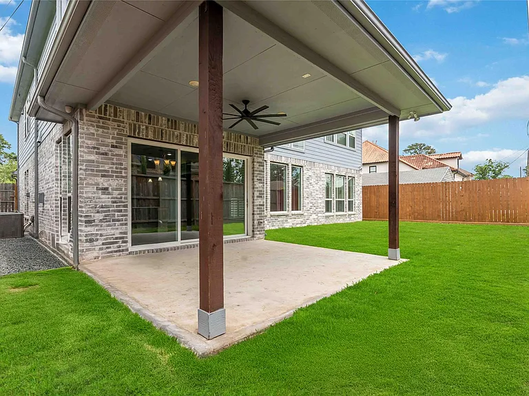 1303 Gardenia Dr — Photo 26