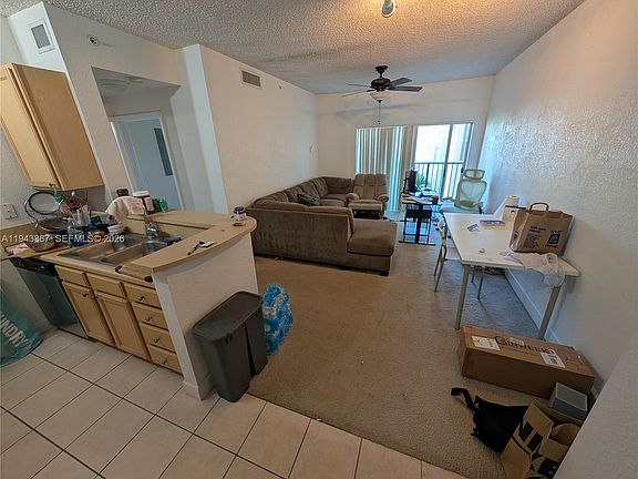 4th image of 6001 SW 70th St APT 620