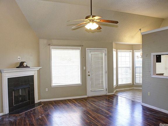 2nd image of 307 Country Squire Ln