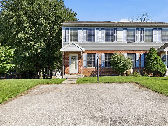 2nd image of 2027 Wyatt Cir