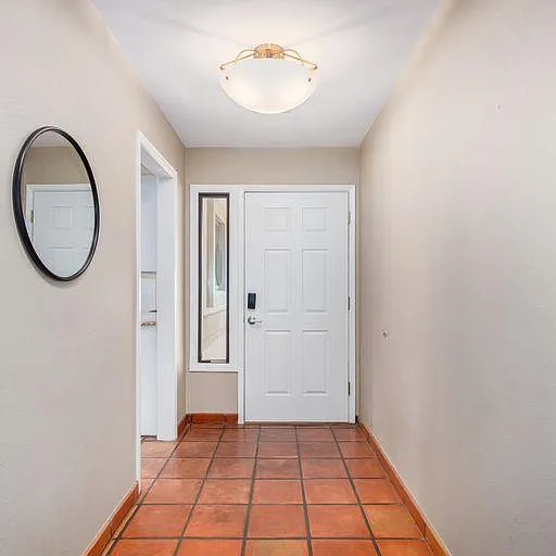 1028 E Hermosa Dr — Photo 11