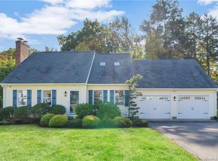 35 Kimberly Dr, Enfield, CT 06082