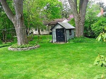 2nd image of 121 N Ellsworth Pl