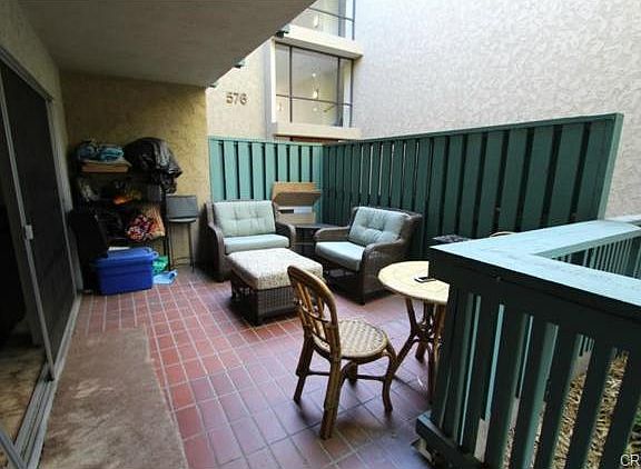 4th image of 576 N Bellflower Blvd Unit 117