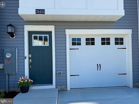 2nd image of 29405 Oxford Dr