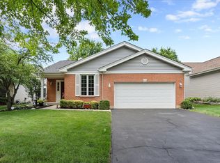 604 Rose Ln, Bartlett, IL