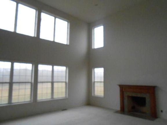 3rd image of 507 Pond Gate Dr