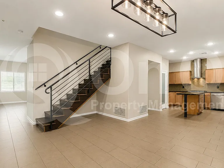 2315 E Pinchot Ave #128 — Photo 6