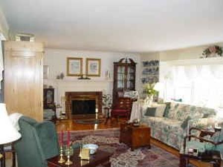 2nd image of 2 Foxcroft Rd