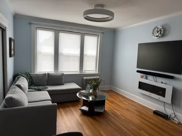 231 Freeman St, Brookline, MA