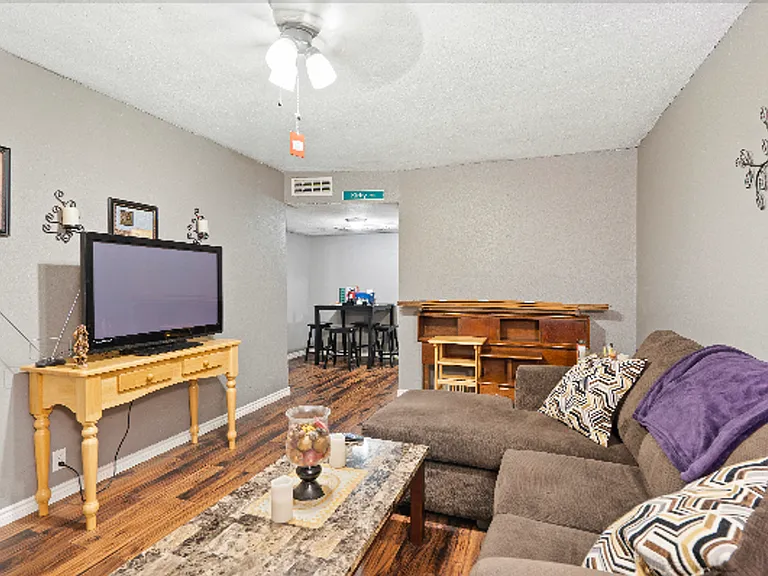 3122 Culebra Rd — Photo 15