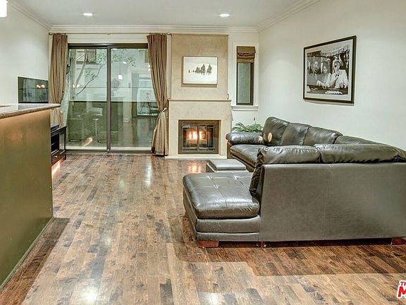 5th image of 9000 Cynthia St APT 202