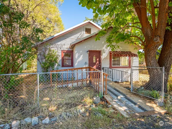 108 W Lincoln Street, Coulee City, WA 99115