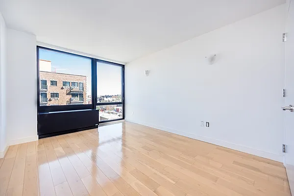 Rented by Modern Spaces | media 54