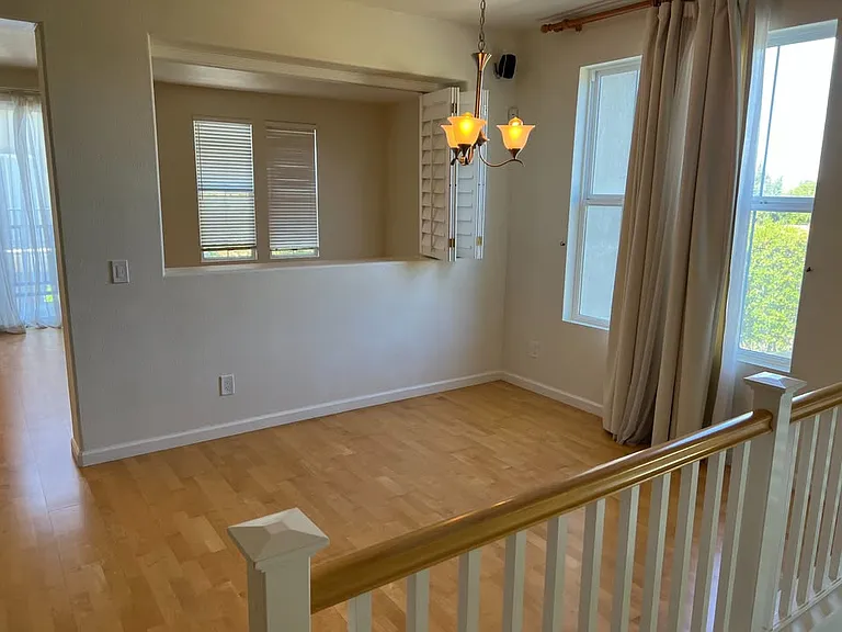 11 Royal Oak Ct — Photo 11