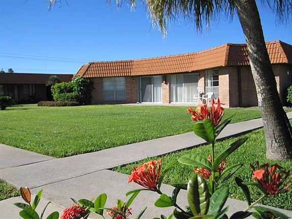 3rd image of 1400 Palm Valley Dr W APT 6