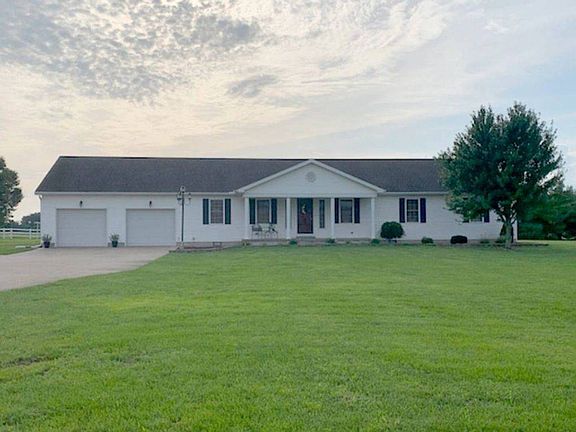 2nd image of 1125 County Road 1800 E