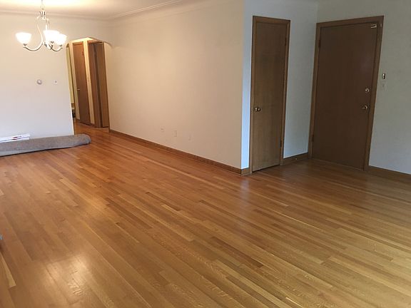 5th image of 5841 W Higgins Ave