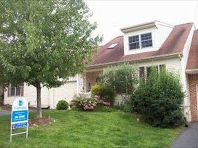39 Knollwood Rd, Millersville, PA, 17551