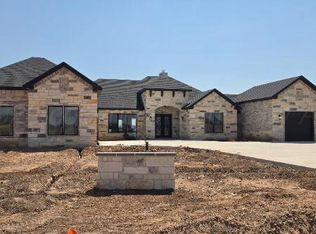 11661 Twin Hills Dr, Amarillo, TX 79119