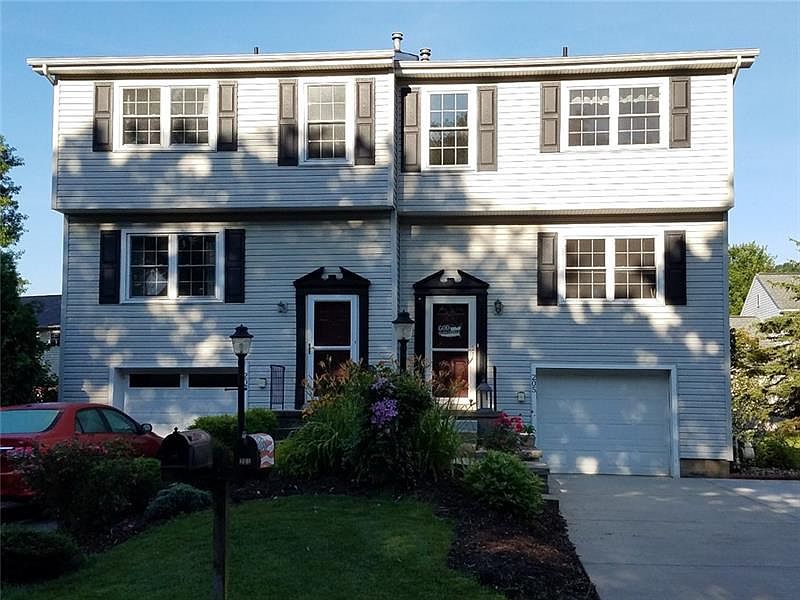 1st image of 205 Opal Dr
