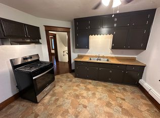 253 W Davies St, Eldridge, IA 52748