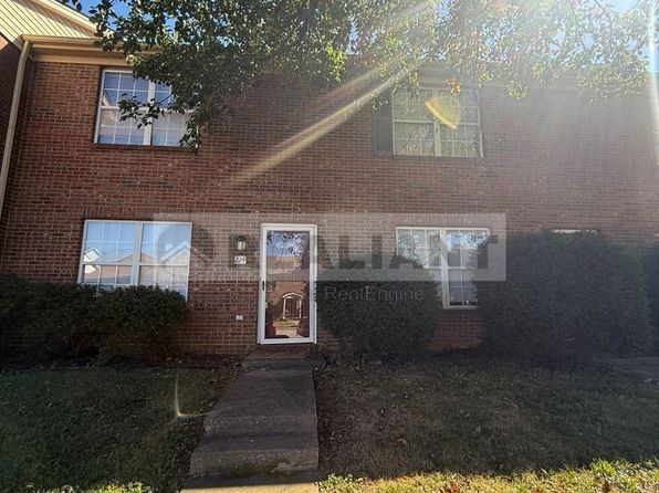 224 Garnet Dr
